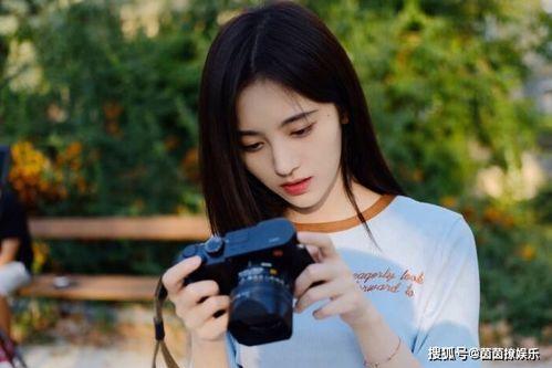 娱乐圈吃瓜鞠婧祎,娱乐圈的瓜田,她如何成为焦点?